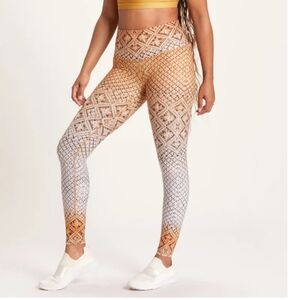 Niyama Sol Macrame Sun Legging